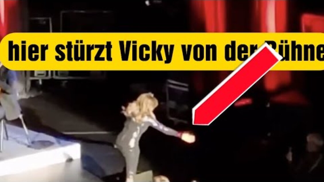 Hannover Konzert Vicky Leandros stürzt von Bühne !!  #Hannover #VickyLeandros