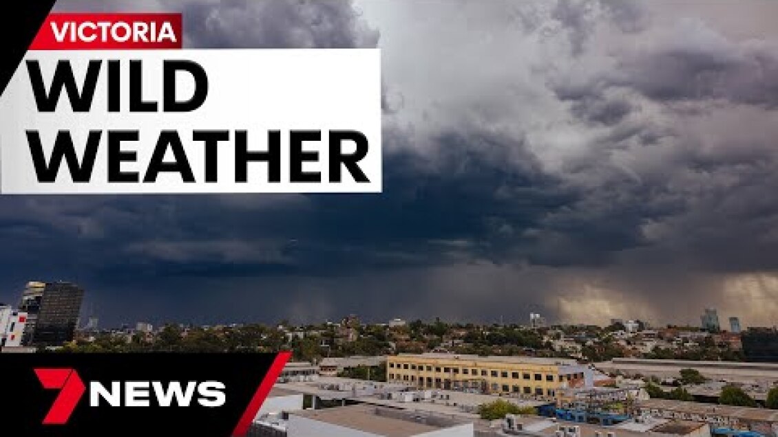 One dead and thousands without power following extreme weather fronts | 7 News Australia