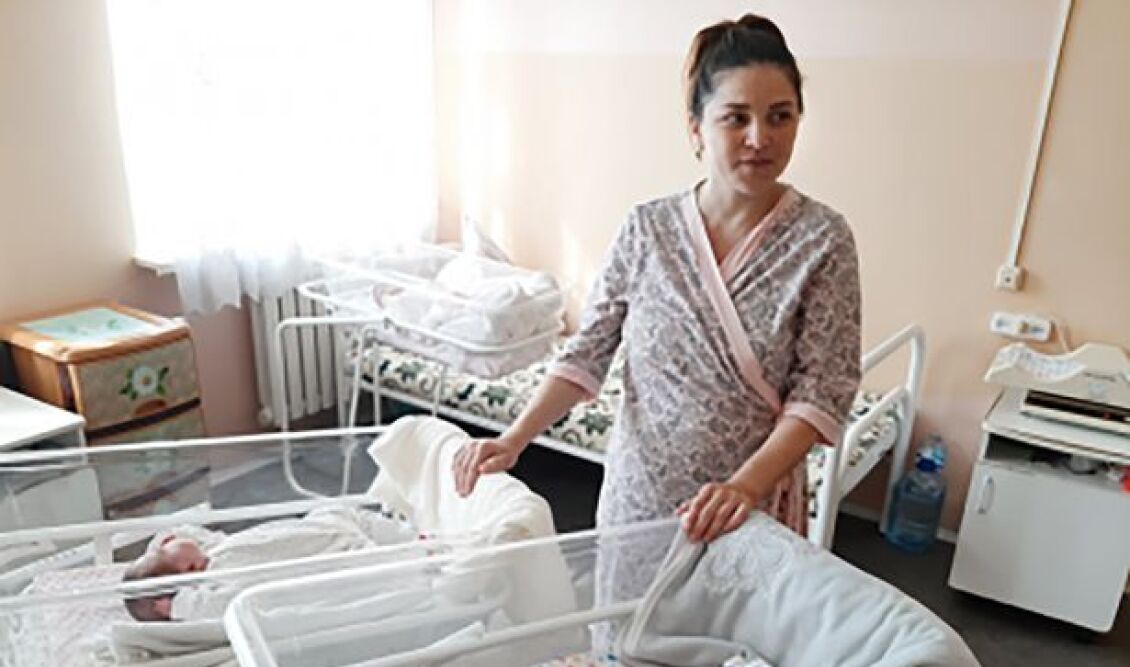 0_PAY-twins-from-Uralsk_5_East2west-news