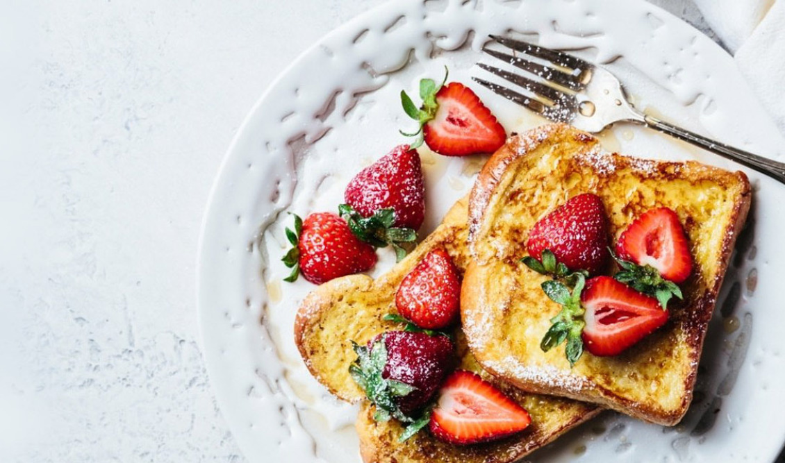 french_toast_strawberries