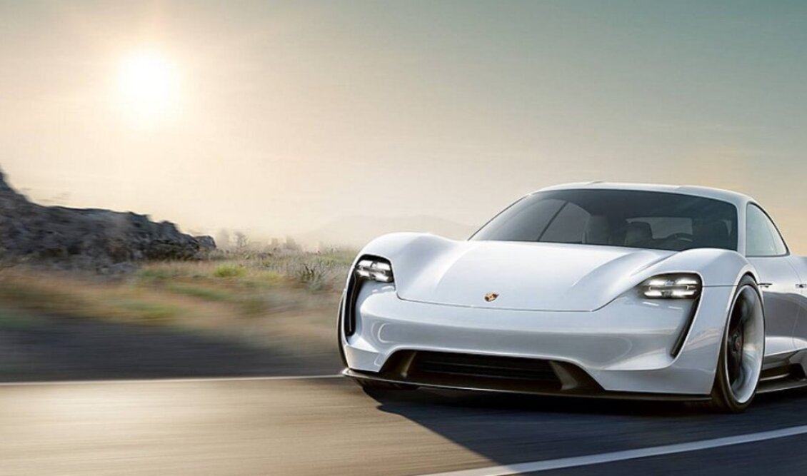 porsche-boss-is-not-against-self-driving-cars-don-t-expect-one-from-them-soon-1_77761_372333_type13028