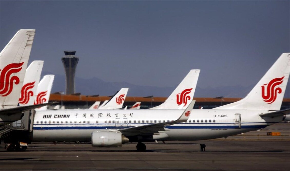 air-china-pekino-aerodromio-aeroplana