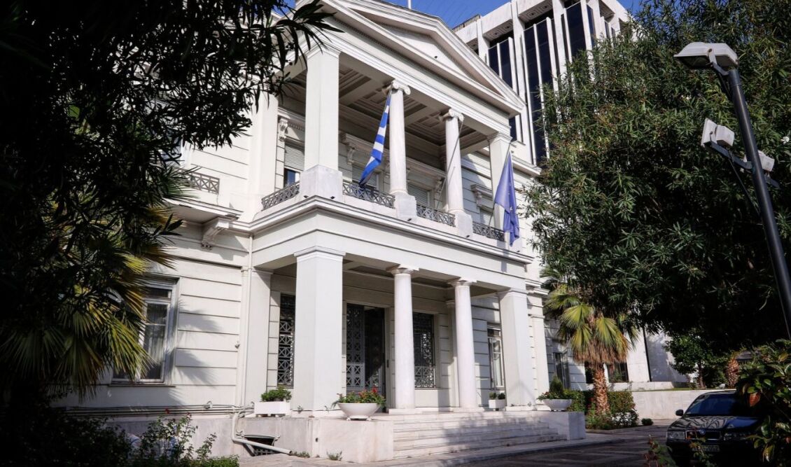 ΥΠΕΞ για τα τρία χρόνια από την επίθεση της Χαμάς κατά του Ισραήλ: Μόνιμη εκεχειρία στη Γάζα και λύση δύο κρατών η μόνη βιώσιμη οδός