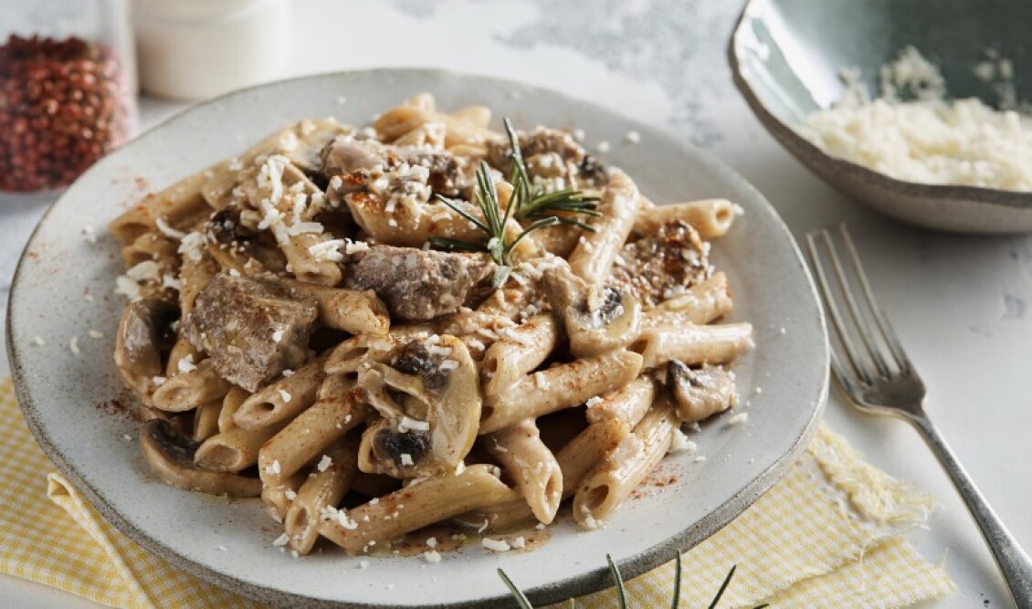 pennes-me-filetinia-kai-manitaria