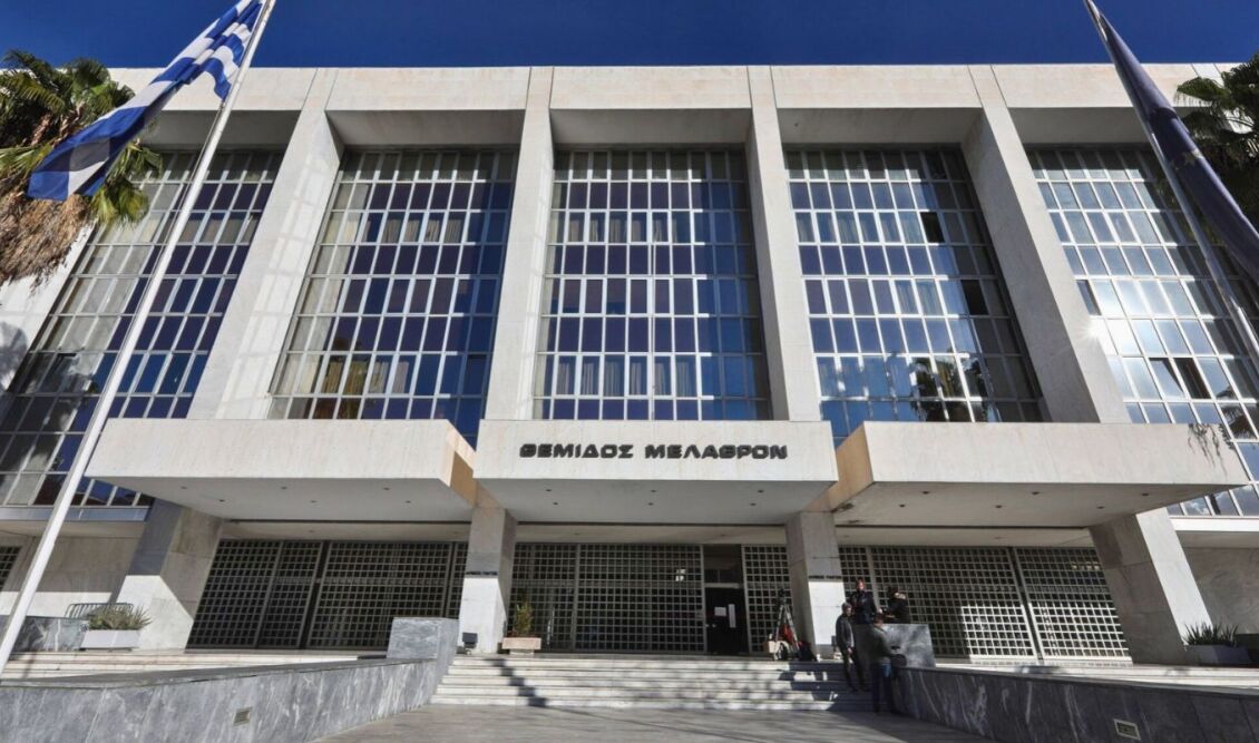 Άρειος Πάγος: Δικαίωση πατέρα για τη συνεπιμέλεια