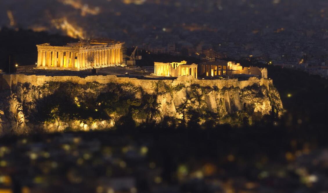 night-view-of-the-parthenon-in-acropolis-athens