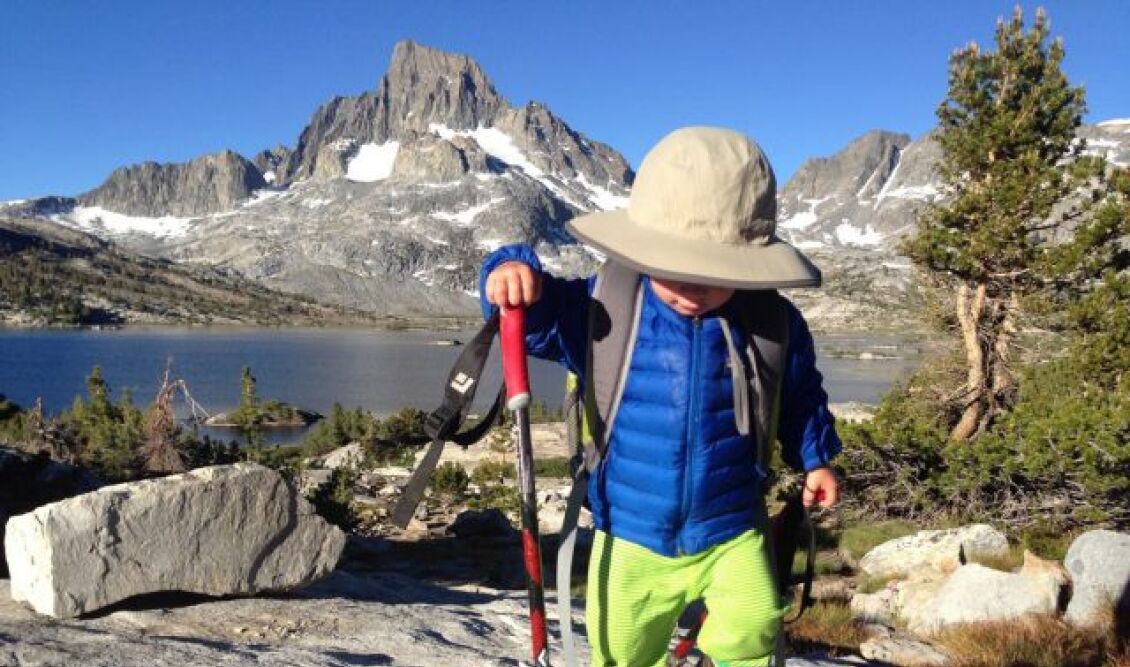 mediadefaultimagesthe_most_travelled_toddler_who_has_hiked_around_40_us_states_640_01