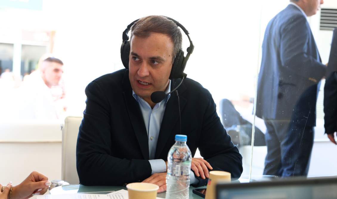 Χατζηβασιλείου στα Παραπολιτικά 90,1: "Τα ήρεμα νερά είναι χρήσιμο πολιτικό εργαλείο" - Η αιχμή στον Σαμαρά για τον διάλογο με την Τουρκία