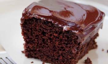 Chocolate-Sour-Cream-Cake-