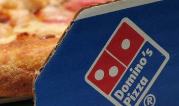 dominos-pizza-box-