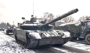 rossia_tanks_convoy