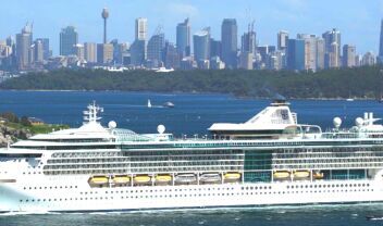 cruise_ship_Australia2