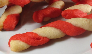 Candy-Canes-Cookies