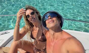 athina-oikonomakou-bruno-cherela-borabora-summer-2026-photos-24