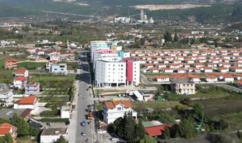 Τραγωδία στην Αλβανία: Σκοτώθηκε σε ασανσέρ εστιατορίου 16χρονος σερβιτόρος, συνελήφθη 26χρονος που τον έσπρωξε και ο παππούς του