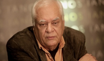 Τα "μαζεύει" ο Καρτερός για το άρθρο του κατά Ανδρουλάκη: "Δική μου η γραφίδα, δική μου και η ευθύνη"
