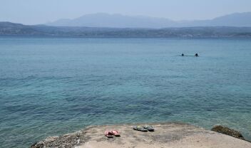 Χανιά: Νεκρός εντοπίστηκε ο 22χρονος Ινδός κολυμβητής που αγνοούνταν στην παραλία Τερσανά