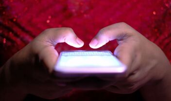 "Κόφτης" στα social media: "Δεν αποτελεί οριστική λύση" προειδοποιεί ο Γιώργος Παπαπροδρόμου στο parapolitika.gr 