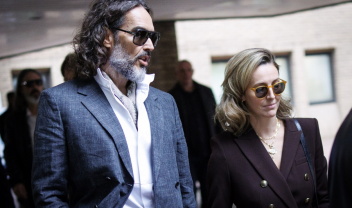russell_-_brand-diki-viasmos