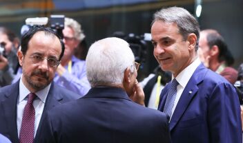 Στις Βρυξέλλες δεν ακούει κανένας κανέναν