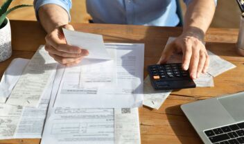 Ρύθμιση οφειλών σε 120 δόσεις