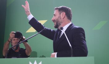 Ηχηρό μήνυμα Ανδρουλάκη από Αιγάλαιω