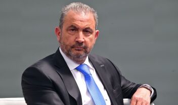 Εξάρχου: Ο Κάθετος Διάδρομος, τα εμπόδια και ο ρόλος της Τουρκίας 