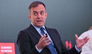 επίσκεψη Χατζηβασιλείου στο Βουκουρέστι