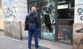 Μιλάνο: Κατέβασαν ρολά τα καταστήματα υπό τον φόβο καταστροφών από διαδηλωτές