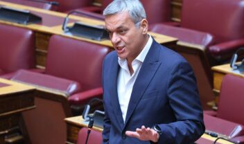 Παραιτήθηκε από βουλευτής ο Χάρης Μαμουλάκης