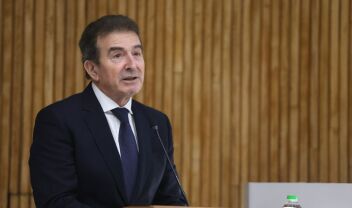 Μιχάλης Χρυσοχοΐδης: Να προστατεύσουμε τους πολίτες από τις παράνομες υπεκμισθώσεις