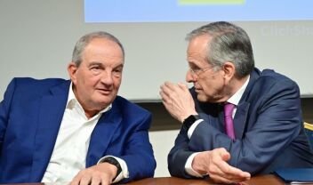 Σαμαράς - Καραμανλής: Οι διαρροές, το παρασκήνιο και η ομιλία που αναμένεται με ενδιαφέρον