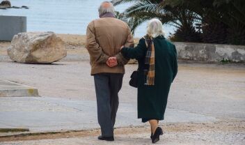 Ζευγάρι συνταξιούχων