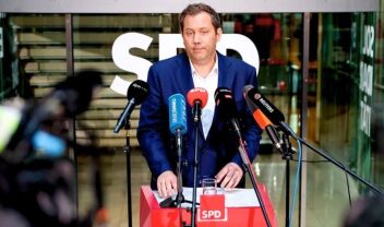 Βερολίνο: Το SPD εγκρίνει κυβερνητικό συνασπισμό