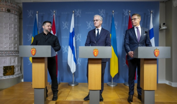 Ζελένσκι: Πρόταση για τριμερή σύνοδο με Τραμπ και Πούτιν μετά τις συνομιλίες στο Όσλο