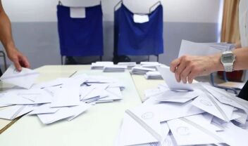 Καταμέτρηση ψήφων βουλευτικών εκλογών