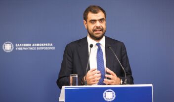 Αιχμηρή απάντηση Μαρινάκη σε Τσίπρα για τα εθνικά ζητήματα: "Το rebranding μπορεί να αλλάξει την εικόνα, δεν μπορεί, όμως, να ξαναγράψει την ιστορία"