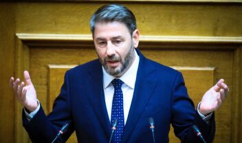 Τα συλλυπητήρια του Ανδρουλάκη στον Πατριάρχη Ιεροσολύμων μετά το μακελειό στην Ιορδανία
