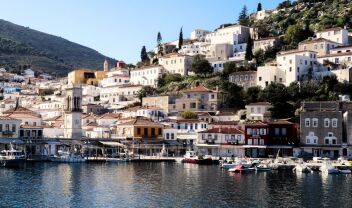 Ύδρα: Το καλύτερο νησί της Ευρώπης για το 2026 - Επτά ελληνικά νησιά στην πρώτη 20άδα