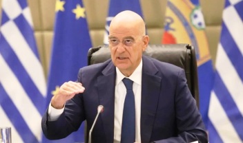 Δένδιας για ένοπλες δυνάμεις