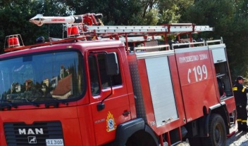 Επιχείρηση της πυροσβεστικής στη Θεσσαλονίκη