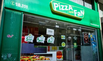 Pizza Fan: Στο "φως" νέοι διάλογοι για "μαύρη μισθοδοσία" και "λογιστικό ταμείο" 400.000 ευρώ - "Μη λες αυτές τις λέξεις"