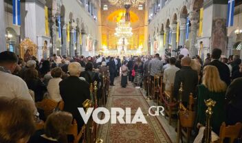Διπλή γιορτή για τη Θεσσαλονίκη: Πλήθος πιστών στον Άγιο Δημήτριο, ουρές για το προσκύνημα (Εικόνες)