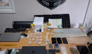 Ευρυτανία: Ελεύθεροι με περιοριστικούς όρους για υπόθεση διακίνησης ναρκωτικών εννιά νεαροί