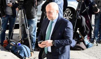 Η επίθεση του Γιάννη Αλαφούζου 