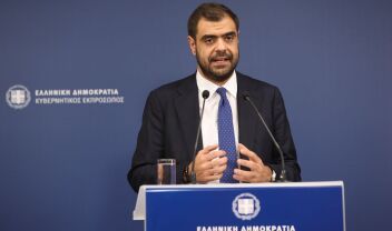 Παύλος Μαρινάκης για υποθέσεις "Pizza Fan" & "Χωριάτικο": "Η εφαρμογή του νόμου δεν είναι διαπραγματεύσιμη" - "Αναστέλλονται οι επιχορηγήσεις στην ΕΟΚ" (Βίντεο)