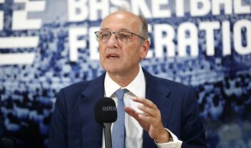 Basketgate: "Δεν δόθηκε ούτε ένα ευρώ από τον Βαγγέλη Λιόλιο" - Τι είπε ο Χρήστος Τσόλκας για την προφυλάκιση του πρώην προέδρου της ΕΟΚ (Βίντεο)