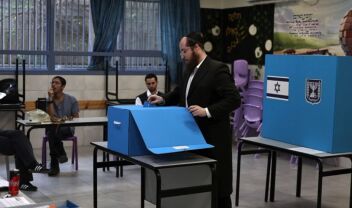 Έκλεισαν οι κάλπες στο Ισραήλ: Πρόβάδισμα Νετανιάχου δείχνουν τα  exit polls