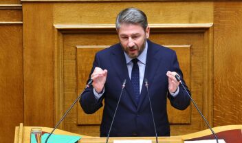 Πυρά Ανδρουλάκη κατά Κασιδιάρη: "Πήγε να κάνει μια εκδήλωση πρόκληση"