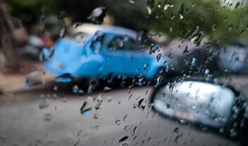 Κακοκαιρία από το Σάββατο: Βροχές, καταιγίδες και πτώση της θερμοκρασίας - Πώς θα εξελιχθεί ο καιρός